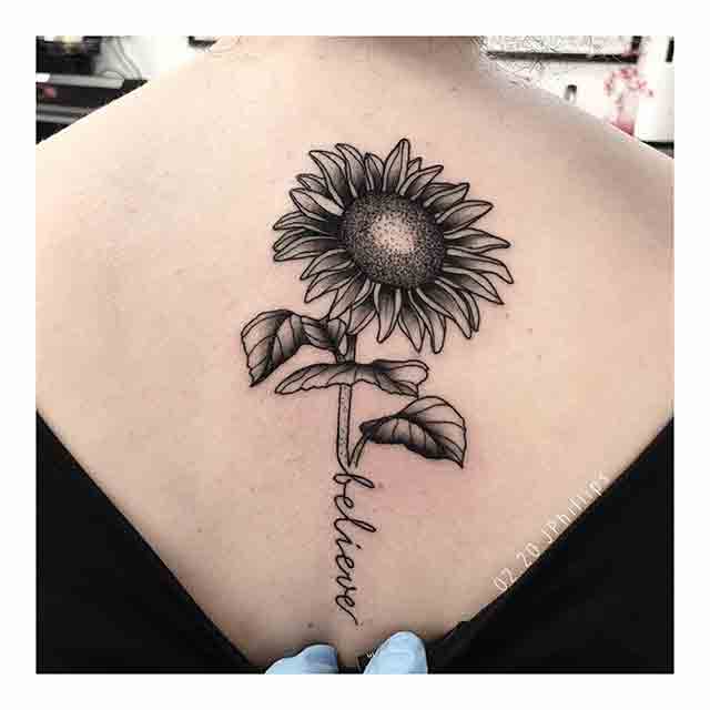 Dotwork-Sunflower-Tattoo-(2)