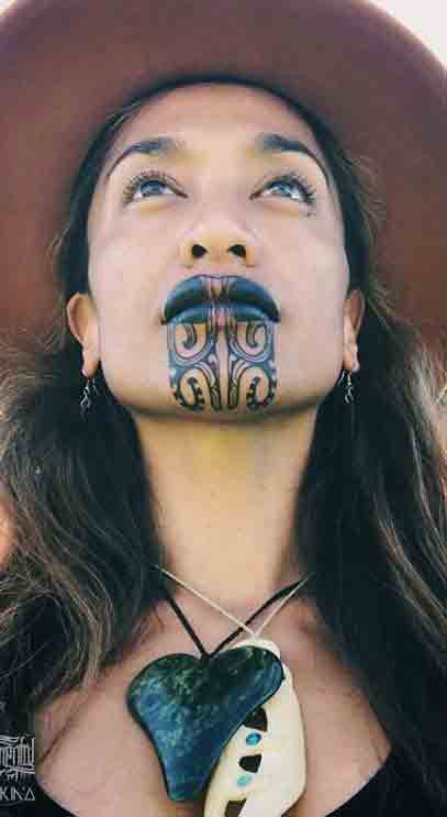 Face-Tribal-Tattoos-For-Women-(3)