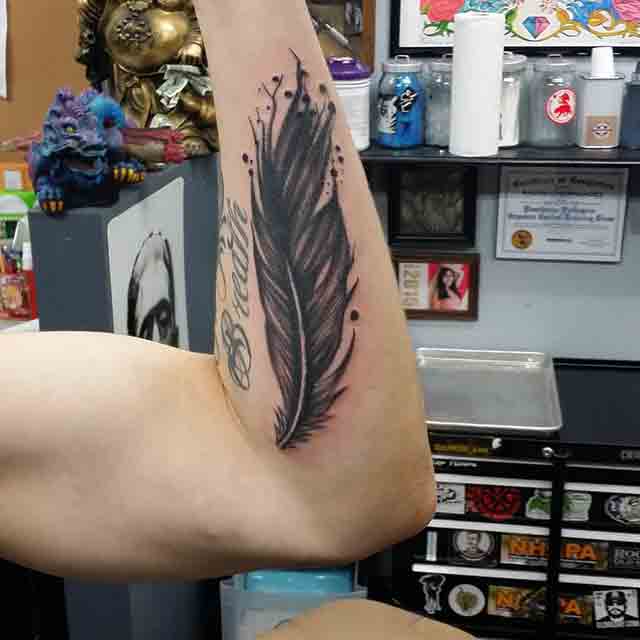 Feather-Tattoos-For-Men-(1)