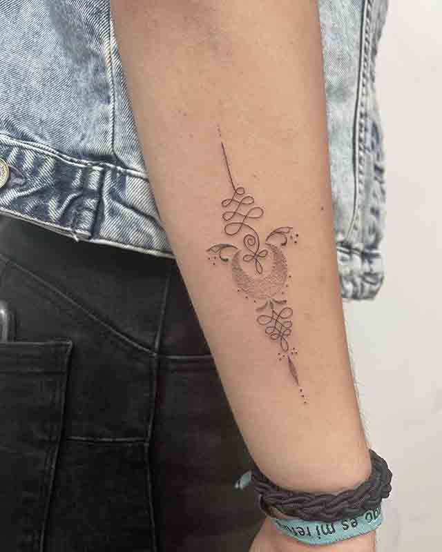 Fine-Line-Unalome-Tattoo-(3)