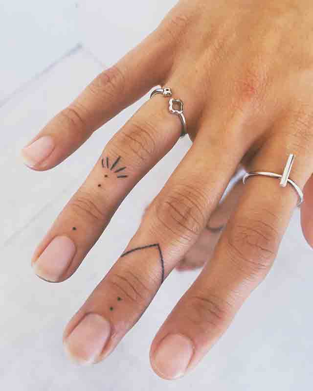 Finger-Dot-Tattoos-For-Women-(1)