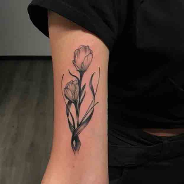 Flower-Tattoos-On-Arm-(3)