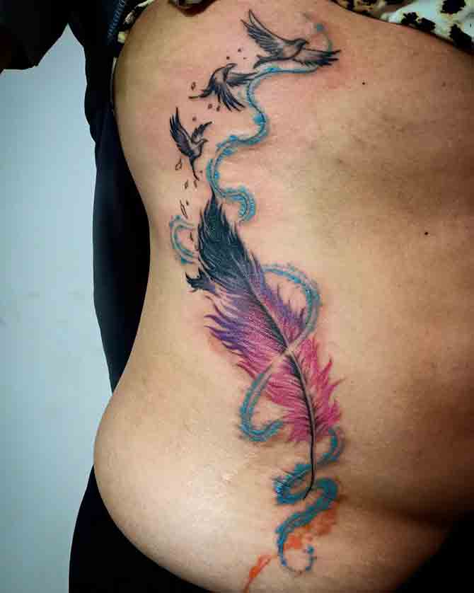 Hummingbird-Feather-Tattoo-(3)