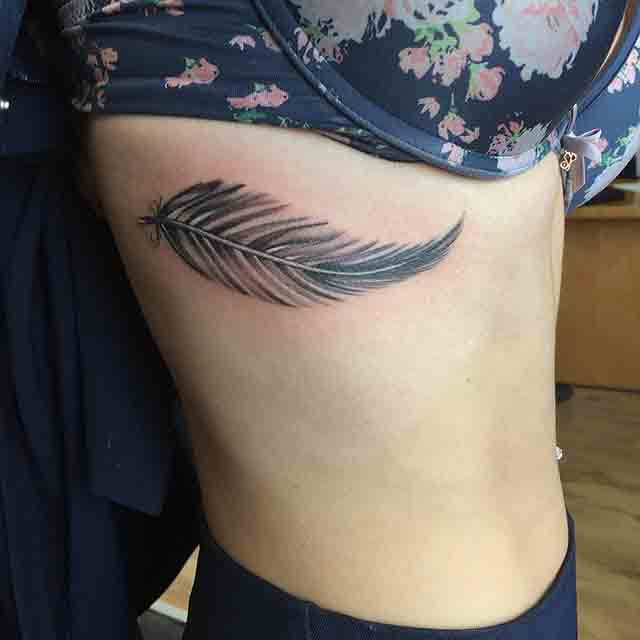 Realistic-Feather-Tattoo-(1)