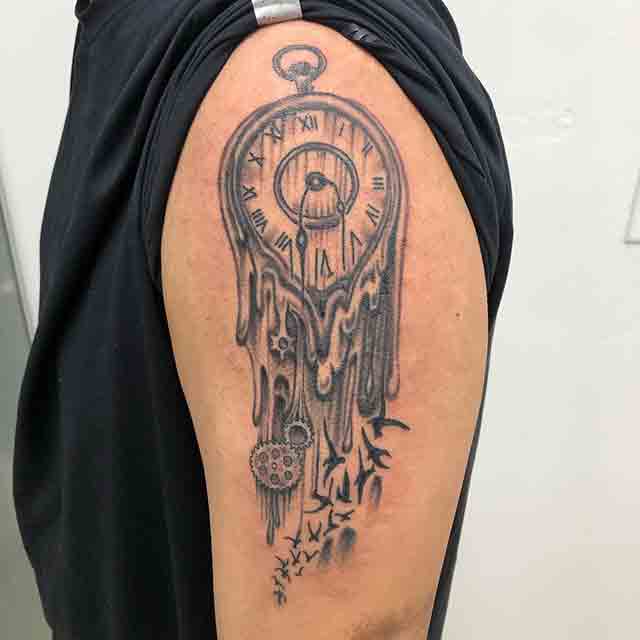 Salvador-Dali-Clock-Tattoo-(1)