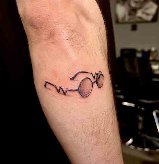 Simple-Anime-Tattoo-(3)