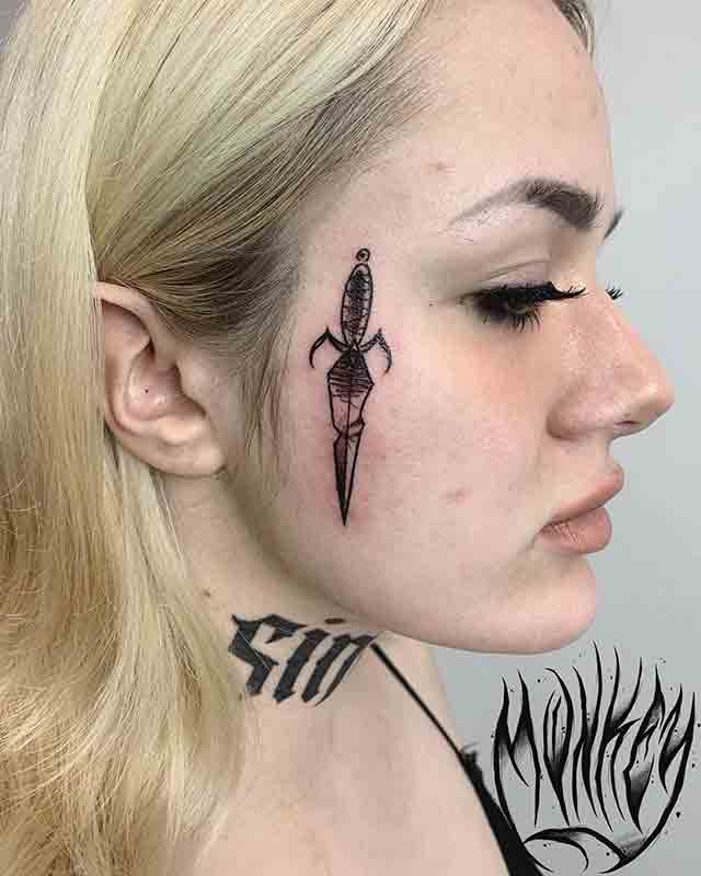 Small-Face-Tattoos-For-Women-(5)