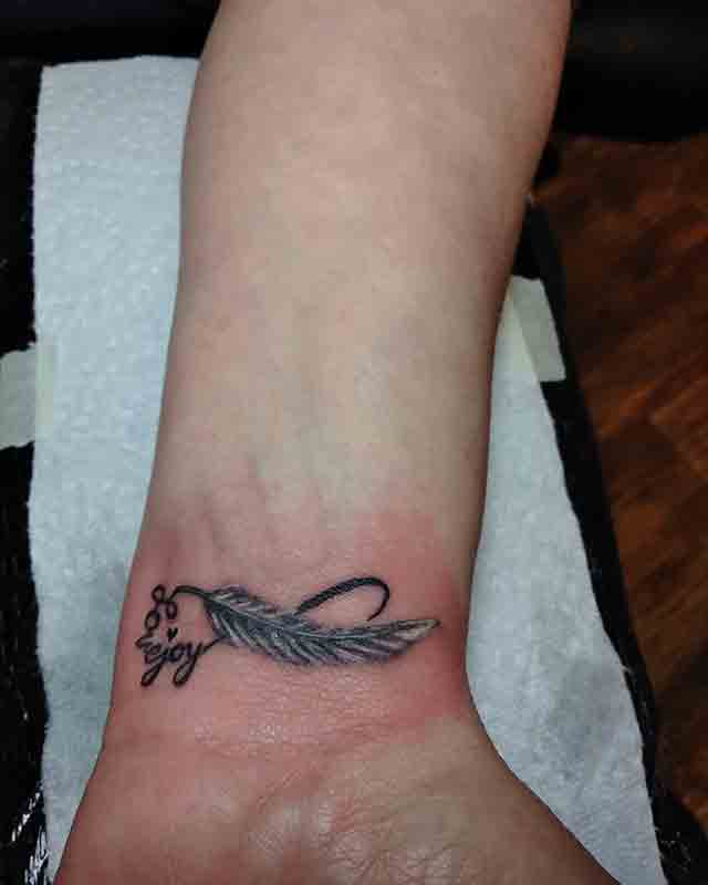148 New Feather Tattoo Ideas and Designs for You. –