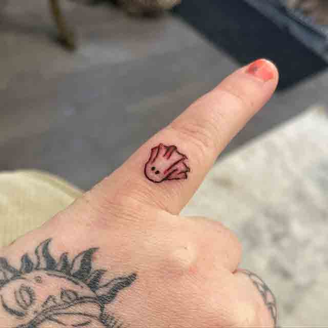 Small-Finger-Tattoos-For-Women-(3)