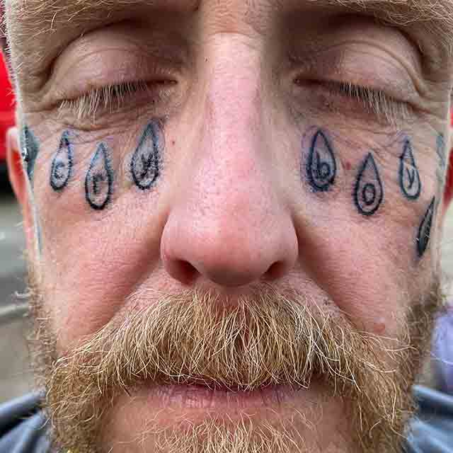 Teardrop-Tattoo-Under-Eye-(6)