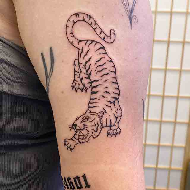 Tiger-Tattoos-On-Arm-(3)