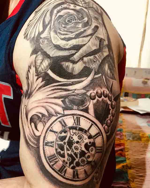 Timeless-Clock-Tattoo-(1)