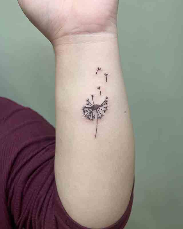 Tiny-Dandelion-Tattoo-(2)