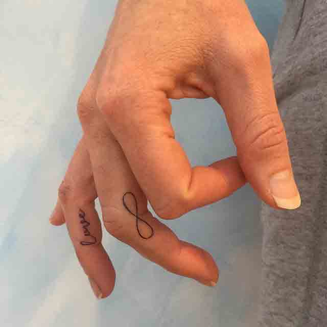 Tiny-Finger-Tattoos-For-Women-(3)