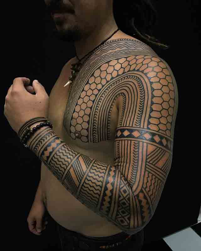 Tribal-Arm-Tattoos-For-Men-(3)