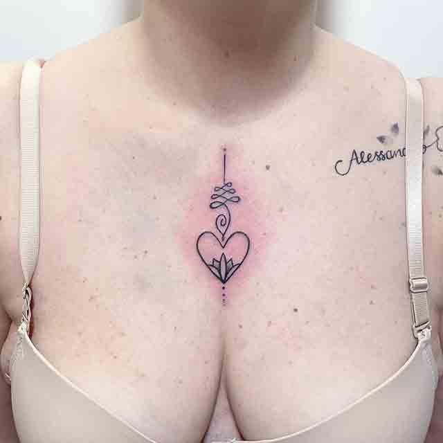 Unalome-Chest-tattoo-(2)