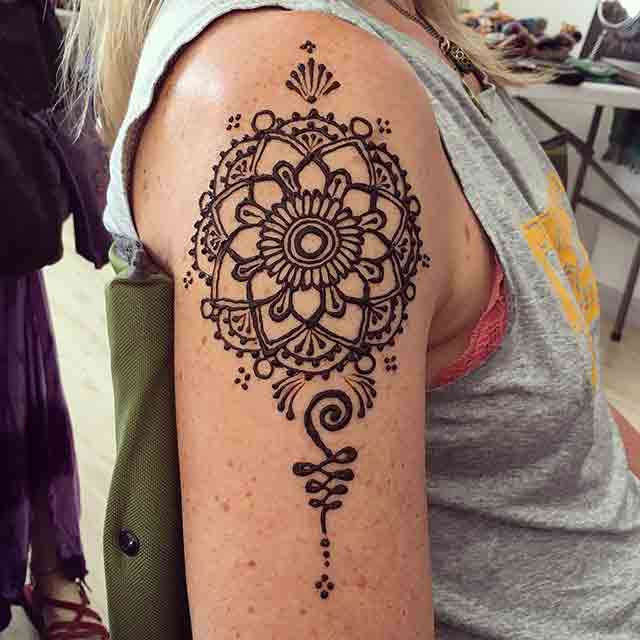 Unalome-Mandala-Tattoo-(2)