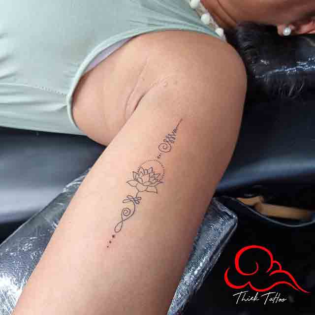 Unalome-Tattoo-Arm-(2)