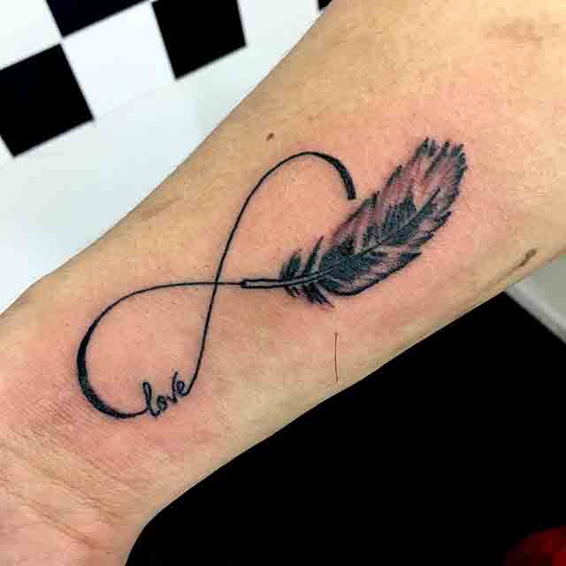 Wrist-Feather-Tattoo-(1)
