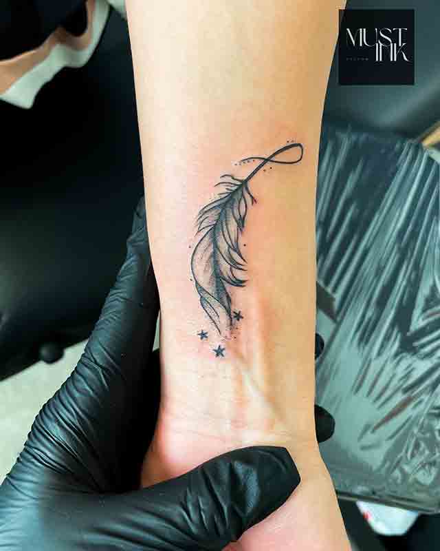 Wrist-Feather-Tattoo-(3)