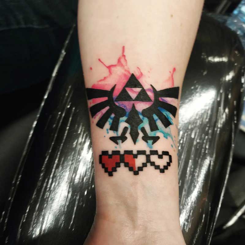 8-bit-triforce-tattoo-1