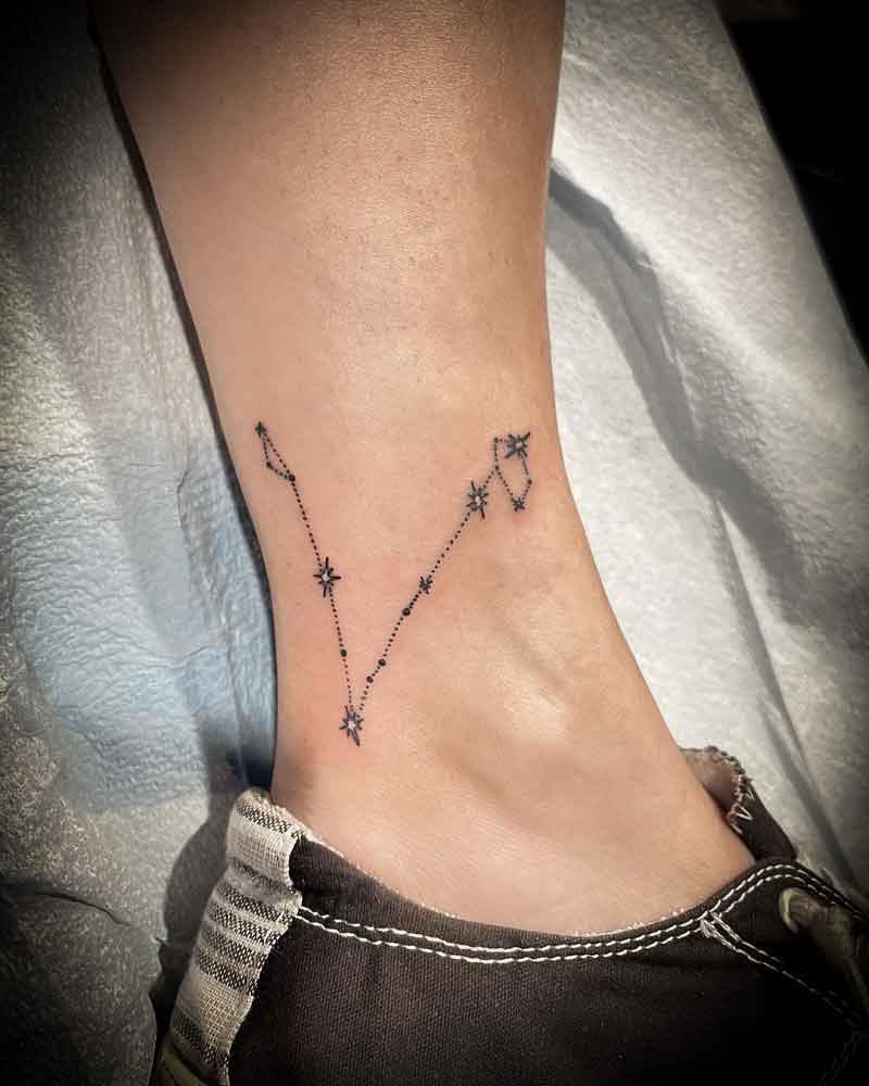 Astrological Pisces Tattoo 4