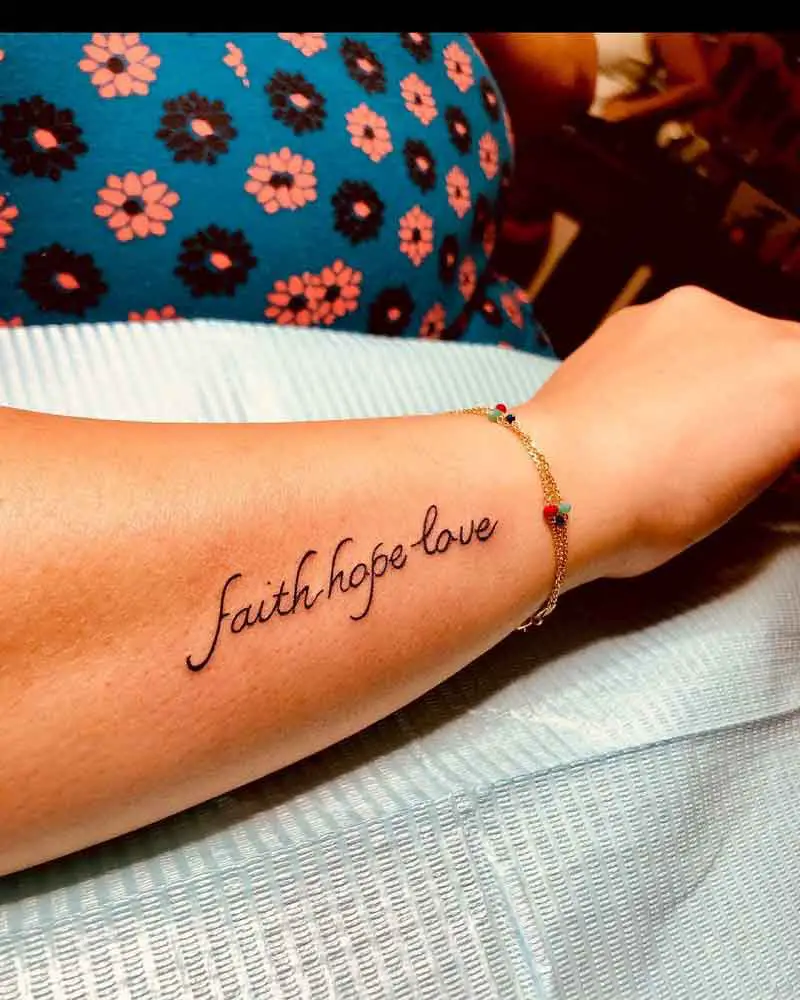 Wrist tattoo saying Never lose hope on Vanessa