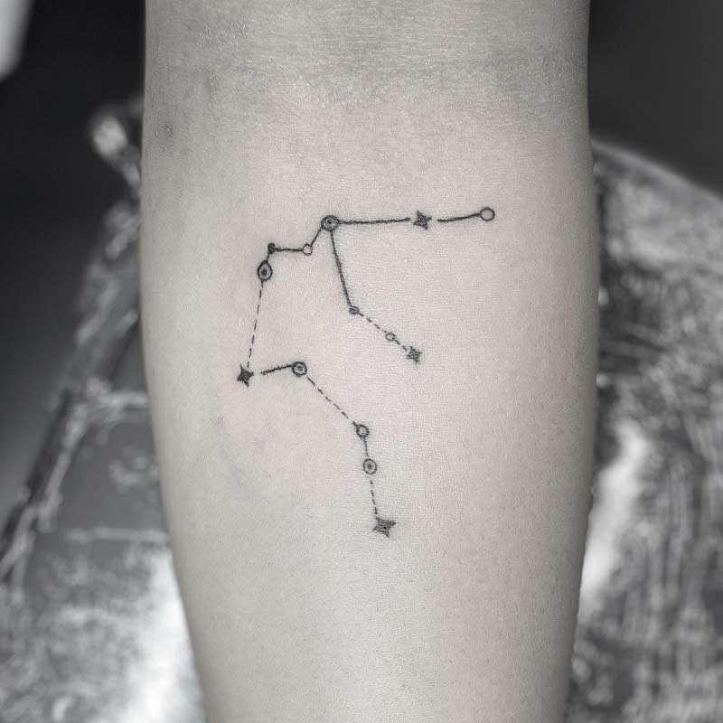 constellation-aquarius-tattoo-3