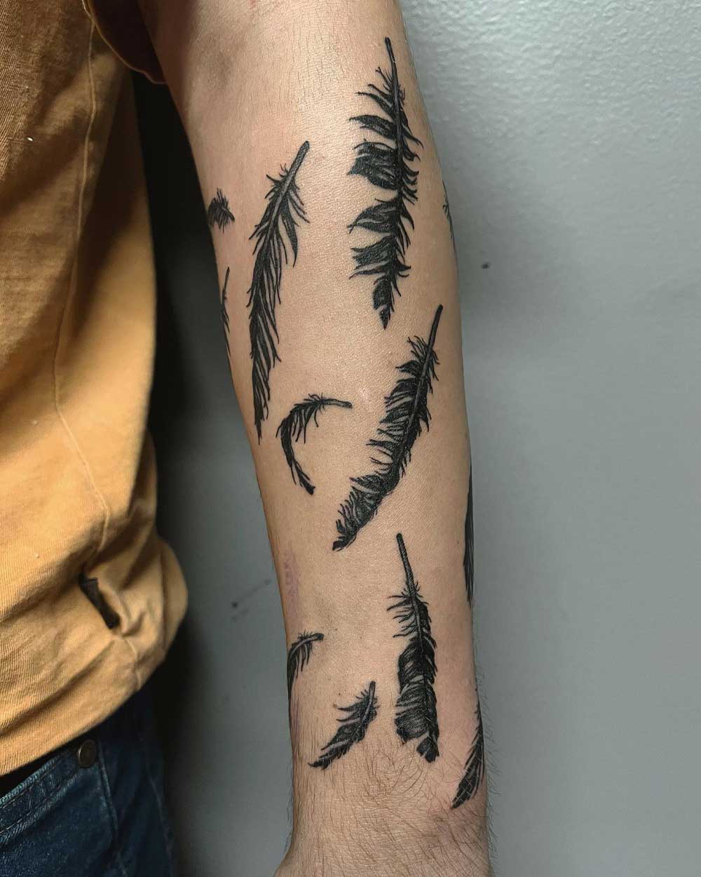 crow-feather-tattoo-3