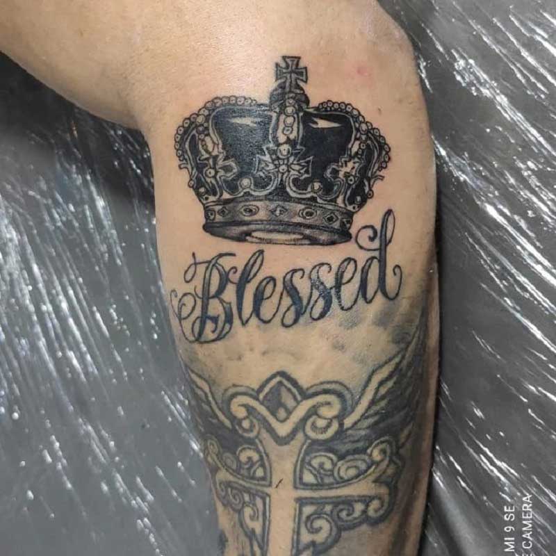 crown-blessed-tattoo-3
