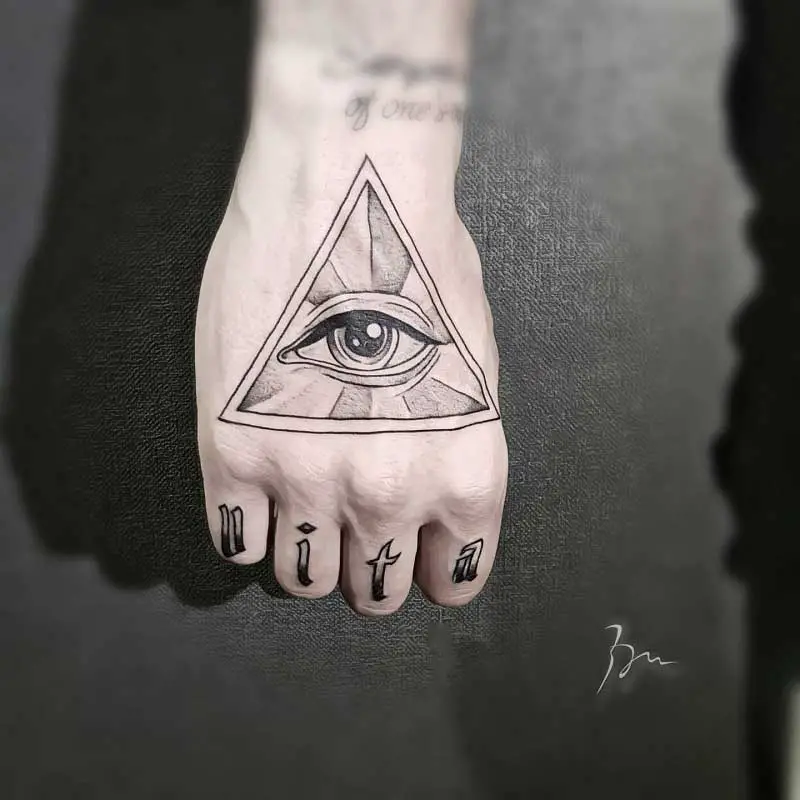evil-eye-pyramid-tattoo-2
