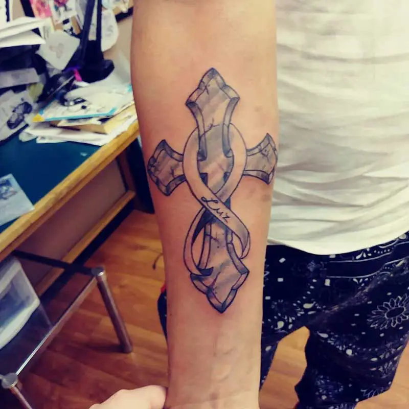 family-cross-tattoo-1