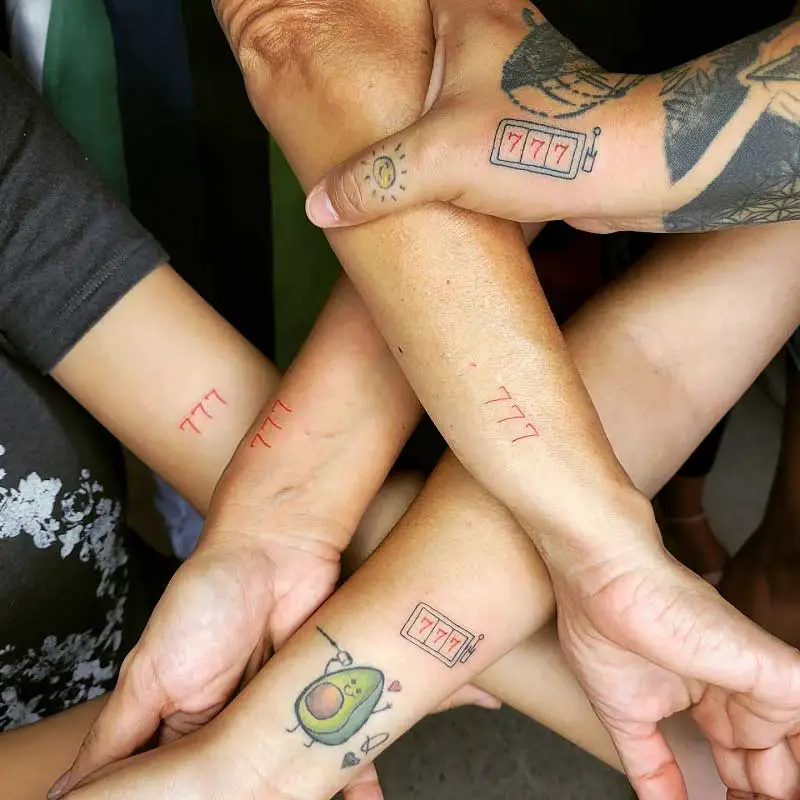 family-matching-tattoos-2