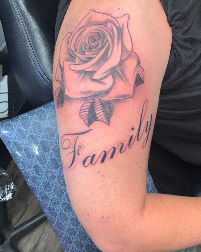 family-name-tattoos-1