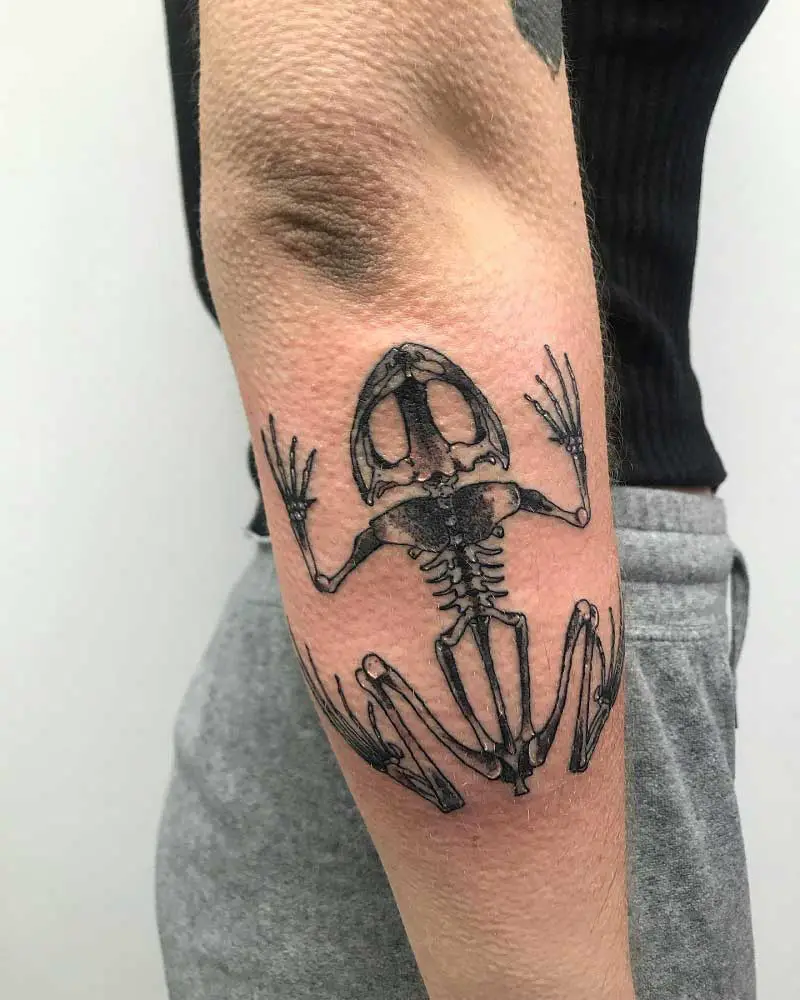 frog-skeleton-tattoo-3