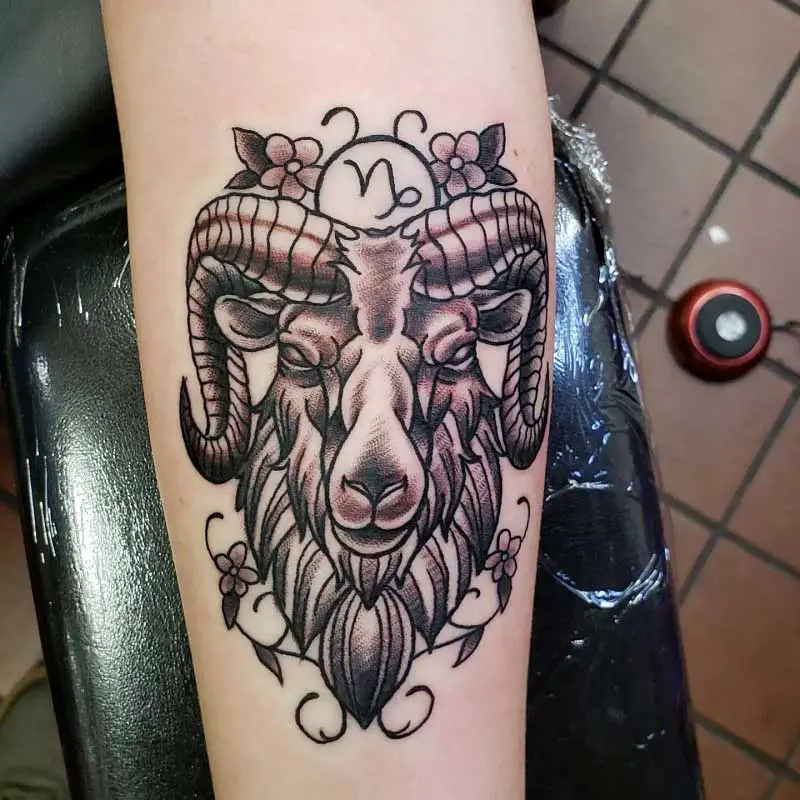 goth-capricorn-tattoo-3