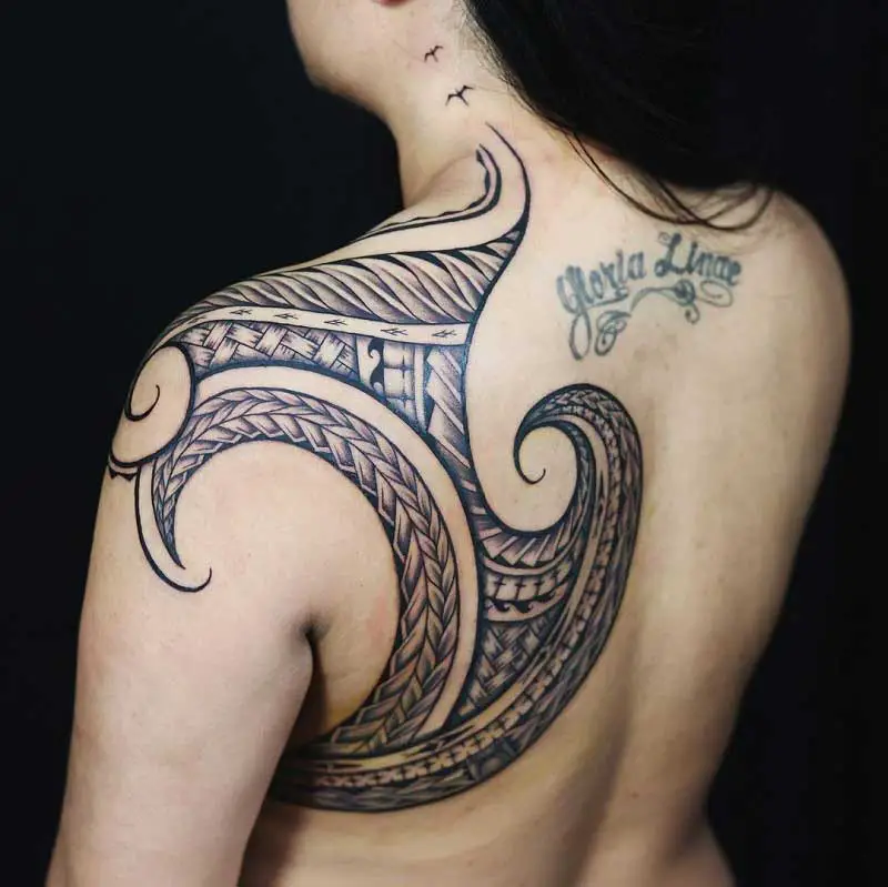 hawaiian-wave-tattoo-3