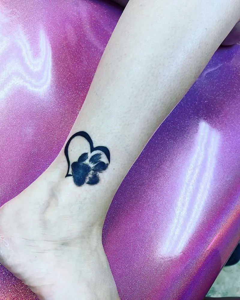 heart-tattoo-with-paw-print-1