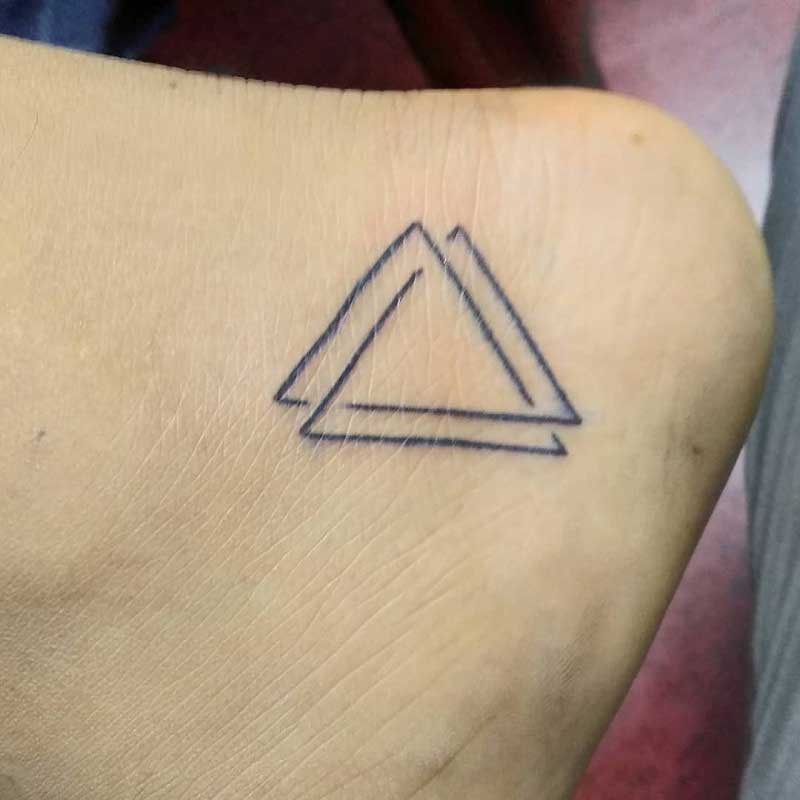infinity-triangle-tattoo-3