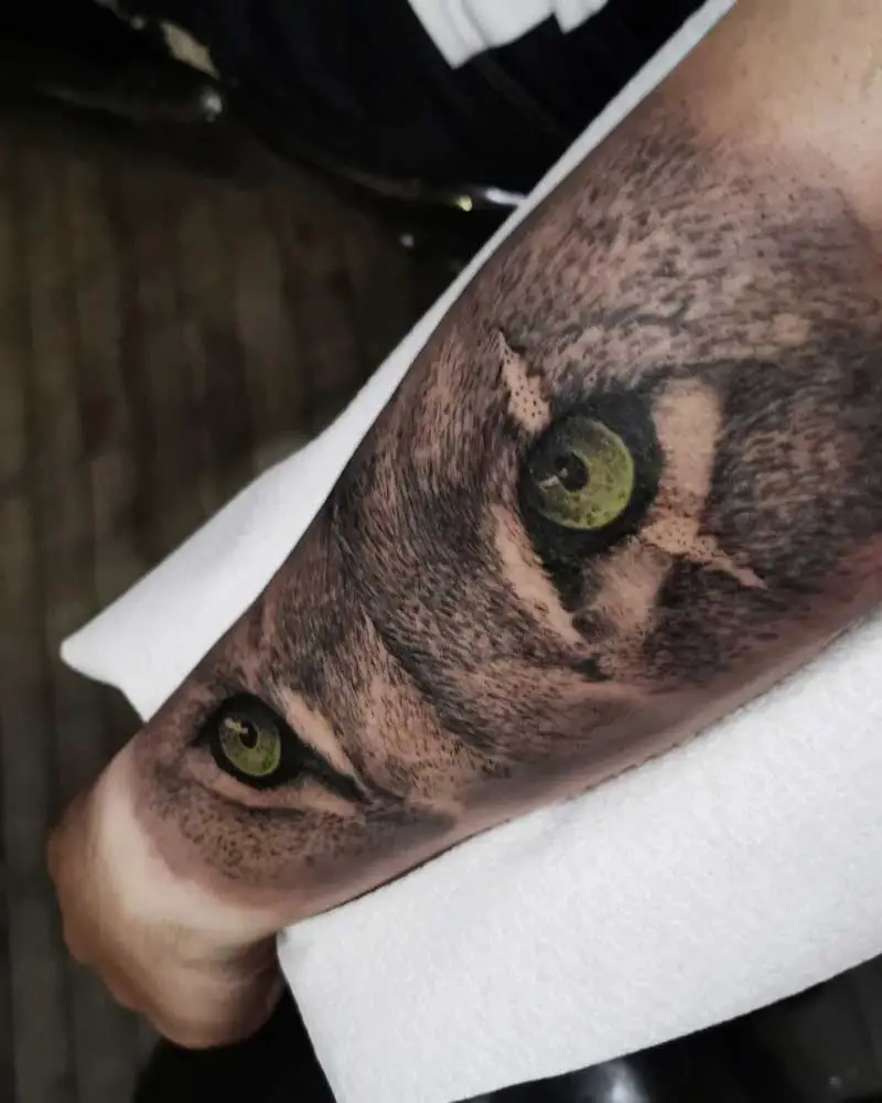 lion-eyes-tattoo-2