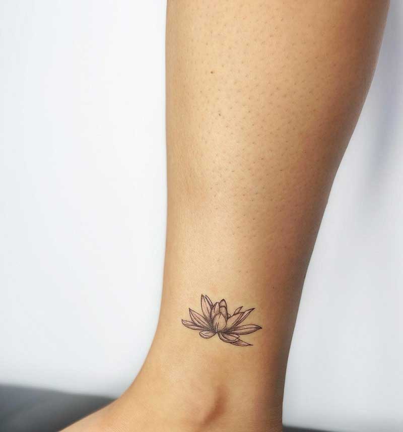 lotus-flower-ankle-tattoo-2