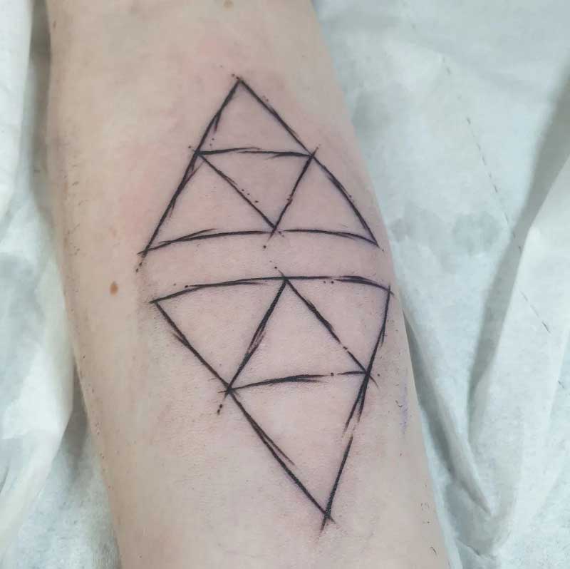 loz-triforce-tattoo-2