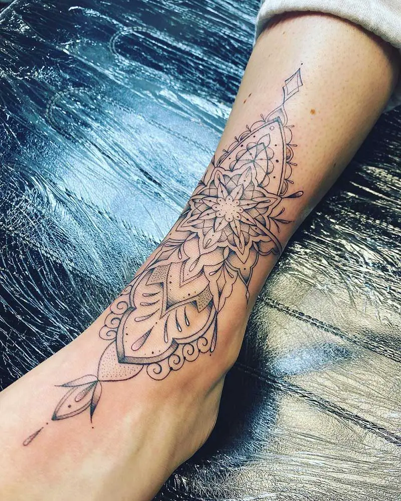 mandala-ankle-tattoo-2