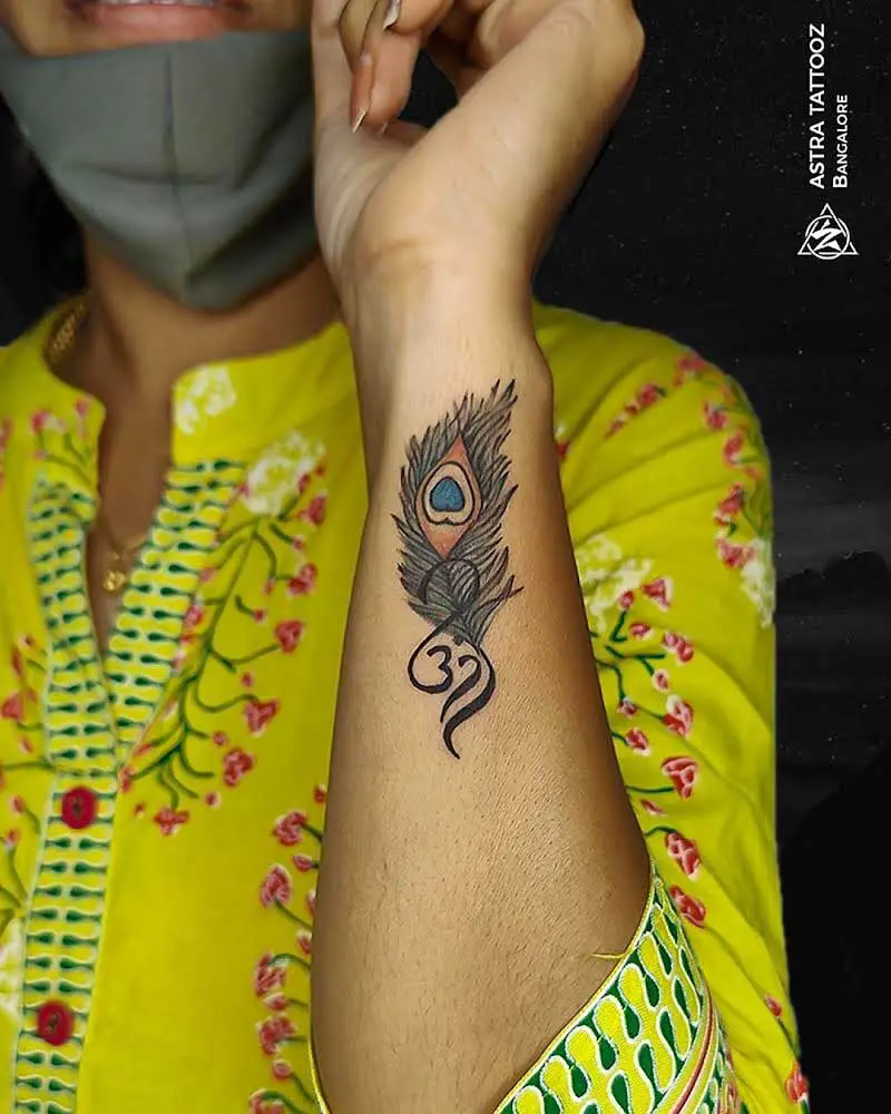 mandala-peacock-feather-tattoo-3
