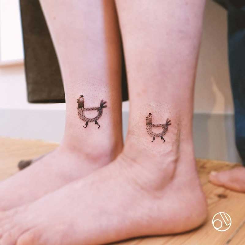 minimalist-chicken-tattoo-1