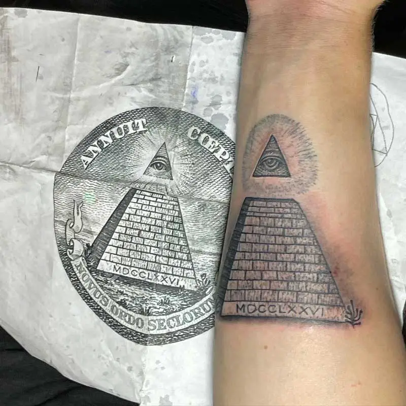 money-pyramid-tattoo-3