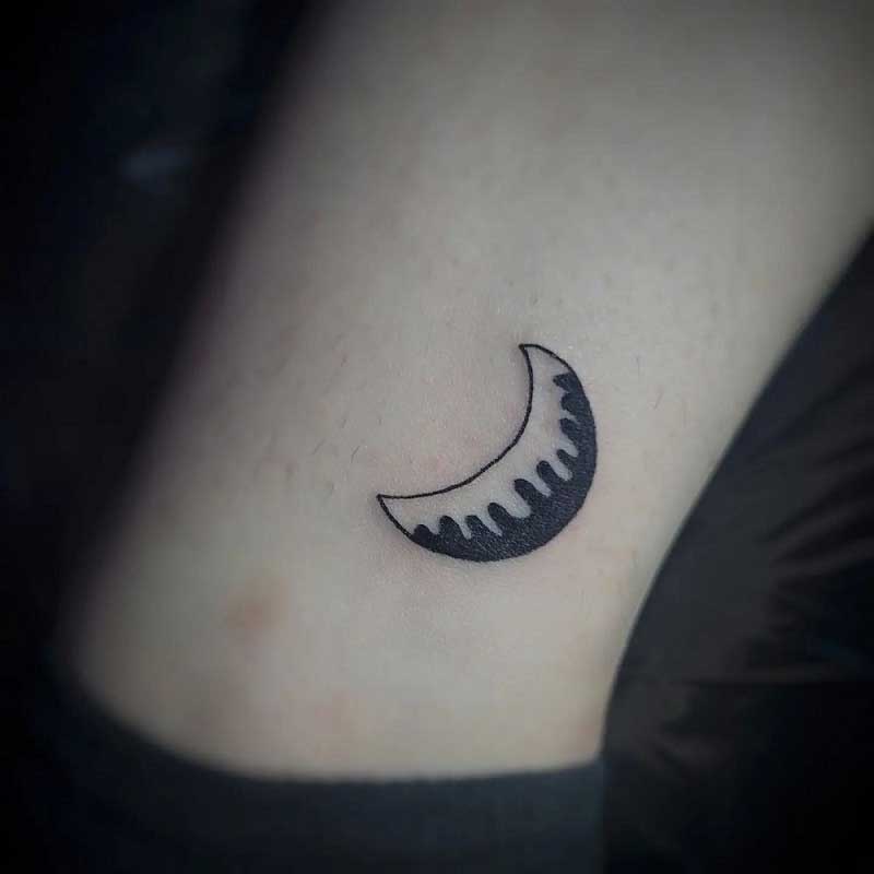 moon-ankle-tattoo-3