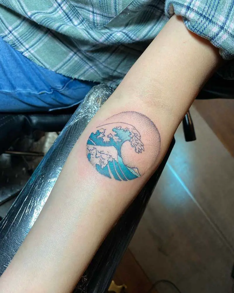 ocean-wave-tattoo-1