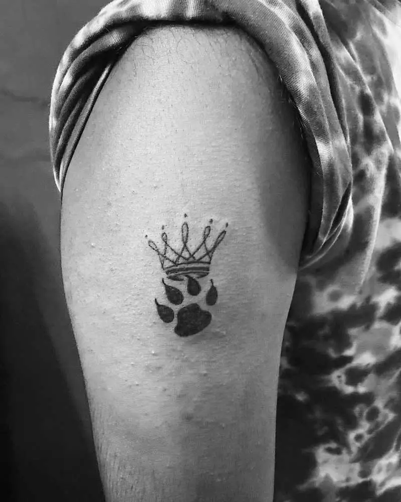 paw-print-with-crown-tattoo-2