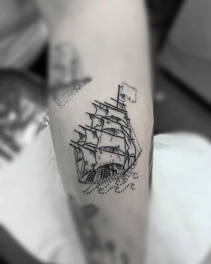 pirate-ship-battle-tattoo-2